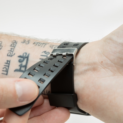 BRV Tactics SmartWatch 69 in uso durante attività sportive